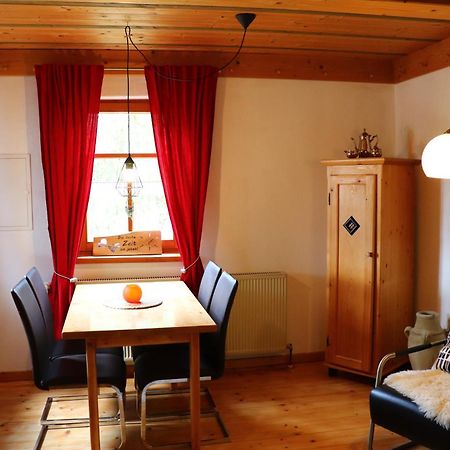Ferienunterkuenfte Deinhardt Villa Poxdorf Room photo